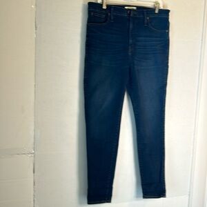 Madewell 10” High Rise Skinny Dark Wash Womens Denim Jeans. Size 32